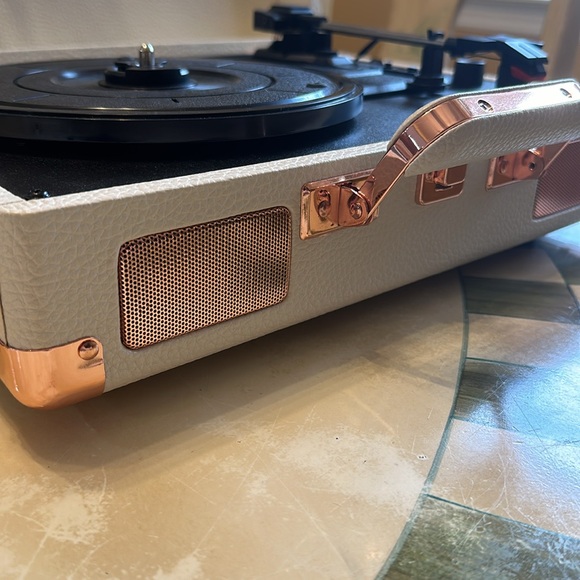 Crosley Record Player- Cream Color w/ Rose Golden Accents- From Urban Outfitters - Picture 5 of 8